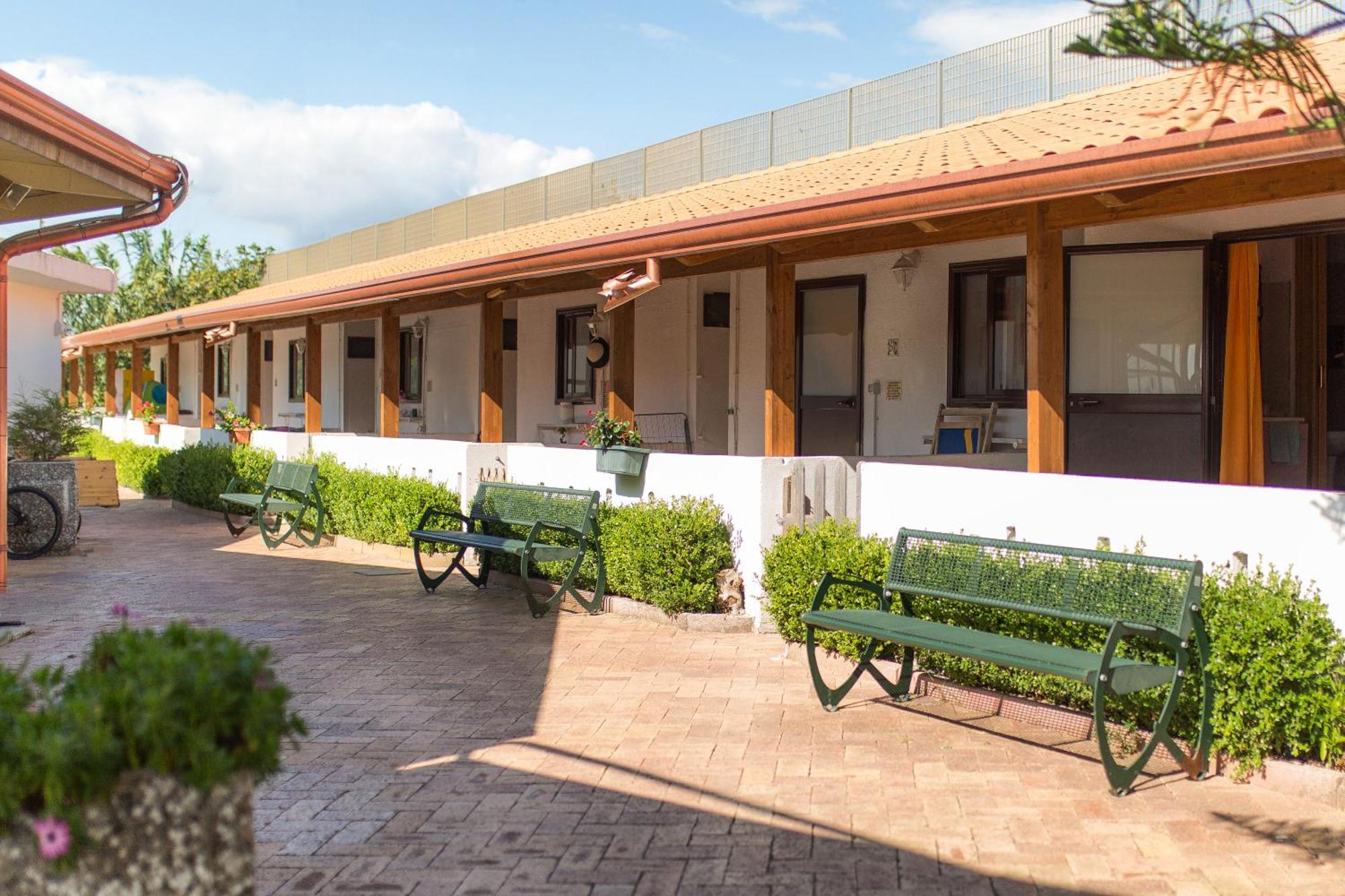 Residence Arco Delle Rose Agropoli Bagian luar foto