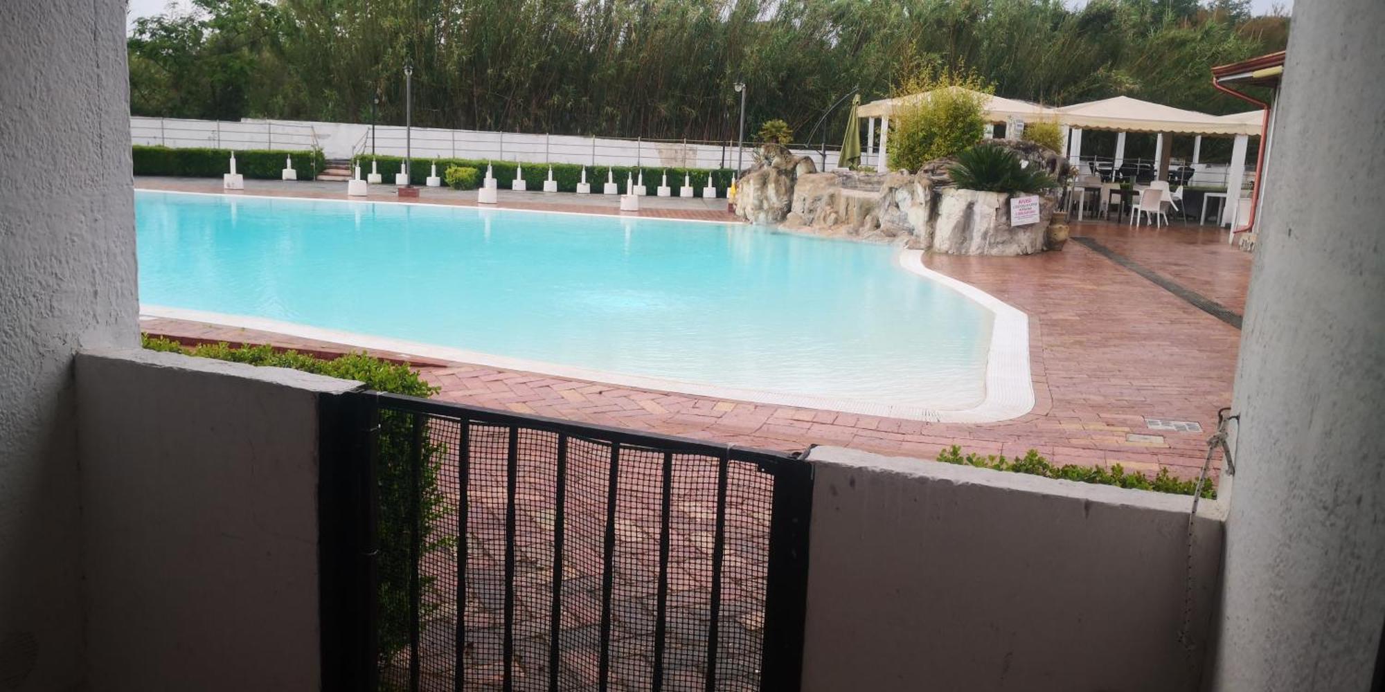 Residence Arco Delle Rose Agropoli Bagian luar foto